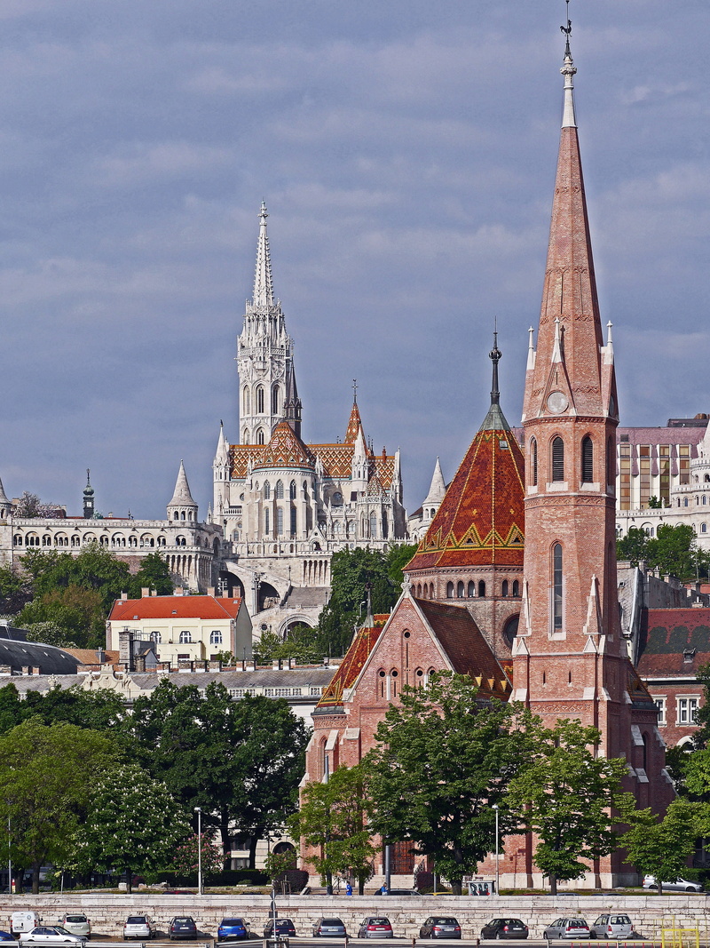 travel destinations, tree, matthias church, budapest, reformed church, gothic style, landmark, buda, sky, the past, structure, brick, outdoors, colorful