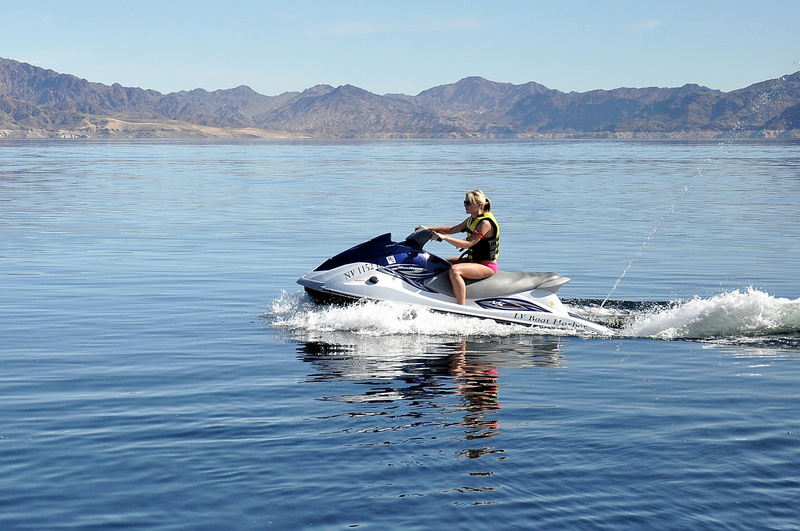 body, jet, lifestyles, female, lake mead, jetski, nautical Vessel, people, driver, action, side view, fun, speed, personal, national recreation area, sea