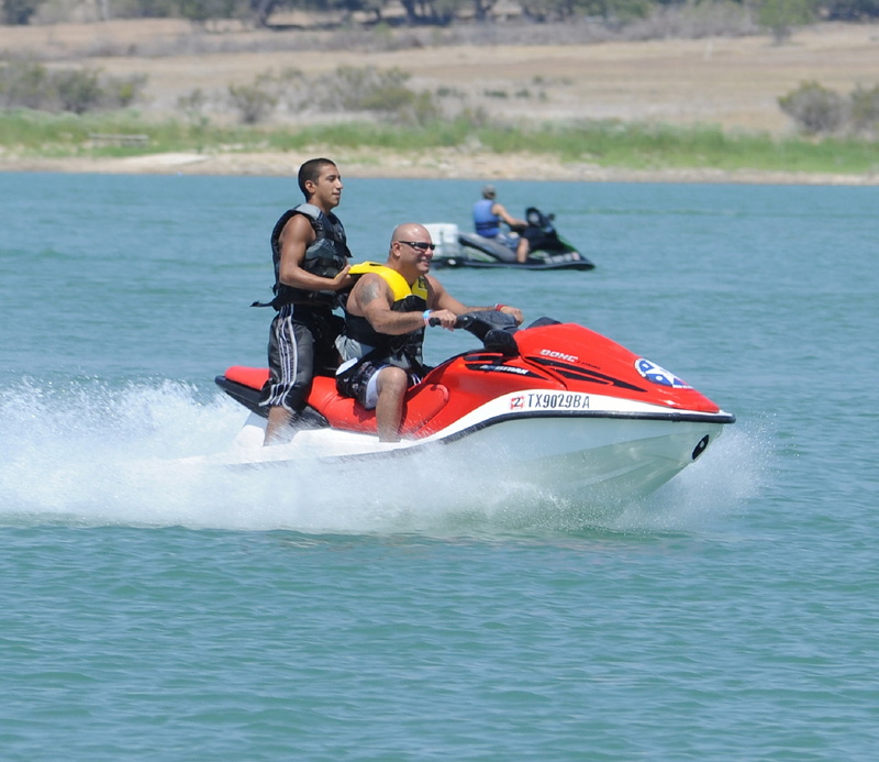 jet, real people, group of people, jetski, 1080P, sea, lifestyles, recreation, ride, outdoors, leisure activity, inflatable, excitement, recreational pursuit