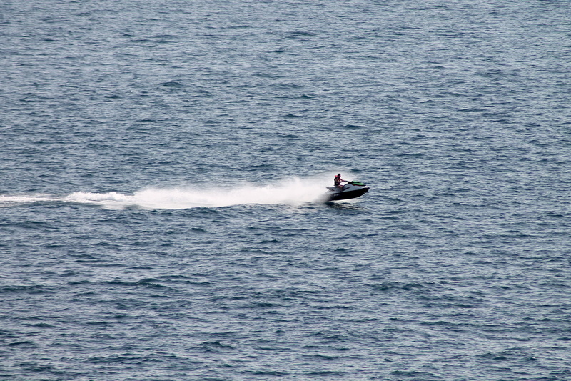 sport, leisure activity, waterfront, 4K, day, lifestyles, jet boat, outdoors, boat, beauty in nature, jetski, men, ship, mode of transportation, summer