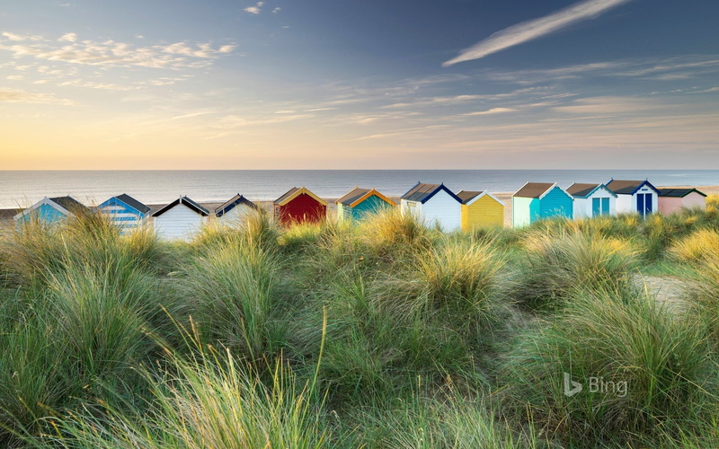 sea, 1080P, beach, multi colored, beauty in nature, scenics - nature, tranquil scene, nature, water, beach hut, sky, southwold, land, horizon, horizon over water