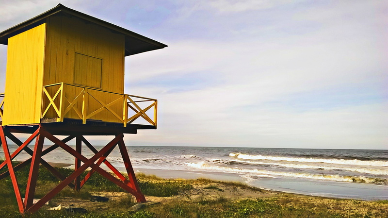 building exterior, 2K, sky, built structure, water, cloud - sky, lifeguard hut, land, safety, Mars, nature, beach, sea, horizon, horizon over water, outdoors