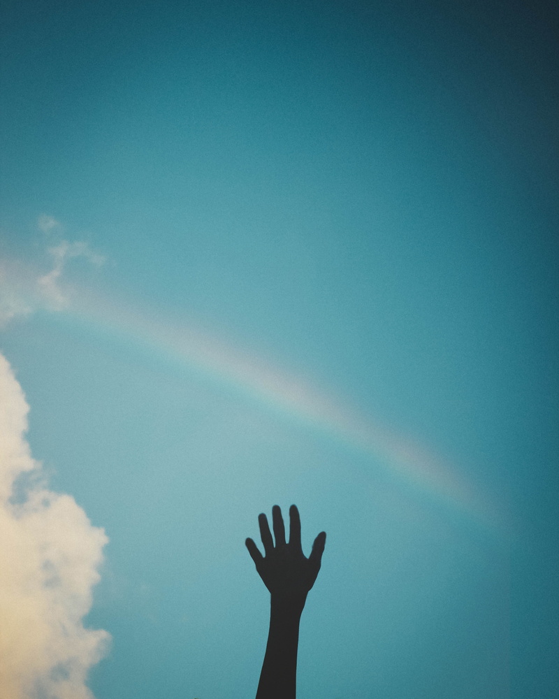 lifestyles, body part, human body part, human finger, rainbow, hand, real people, nature, unrecognizable person, malé, finger, human hand, day, beauty in nature
