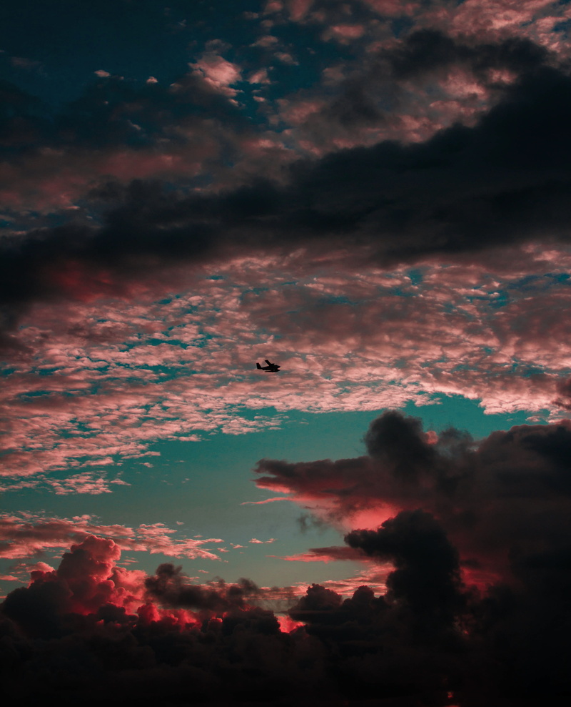 atmospheric mood, malé, low angle view, flying palne, plane, tranquility, dawn, sky, photo, dramatic sky, sunset, no people, scenics - nature, tranquil scene