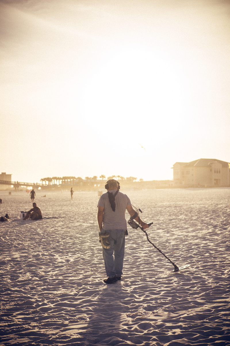 outdoors, sand, copy space, outdoor, leisure activity, united states, water, 5K, fishing, bright, human, haze, man, one person, people, headphone, clear sky
