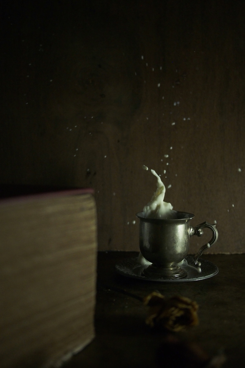 food and drink, coffee, close-up, 4K, wood - material, food, liquid, no people, wooden, saucer, still life, milk, cup, drink, beverage, tea cup, dark