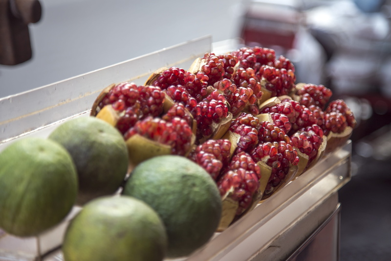no people, healthy, ripe, choice, dieting, wellbeing, market, abundance, variation, day, freshness, tropical fruit, market stall, street, fruit, close-up