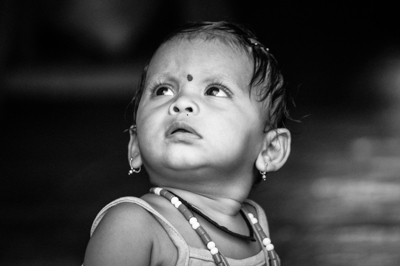 one person, cute, offspring, day, looking away, contemplation, girl, focus on foreground, young, mouth open, close-up, looking, childhood, front view, portrait