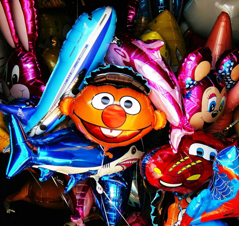 mouth, mask - disguise, balloon, close-up, market, faces, toy, smilie, coloring, eyes, balloons, day, 1080P, cartoon character, retail, lot, ernie, representation