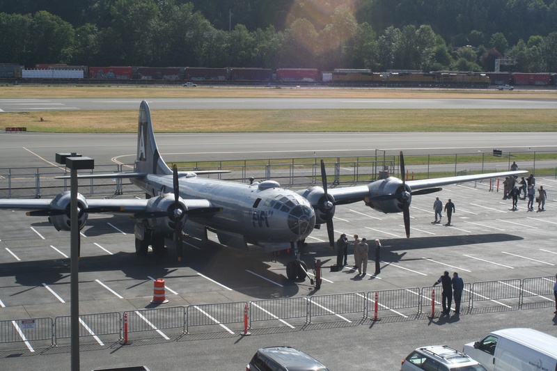 b-29, ww-ii, nature, airplane, sunlight, air vehicle, day, transportation, outdoors, airport, runway, airport runway, mode of transportation, motion, arrival