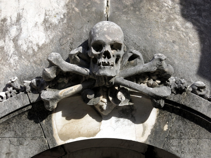place of worship, spooky, portugal, human skull, concrete, one man only, morbid, architecture, horror, close-up, human representation, day, the past, decor