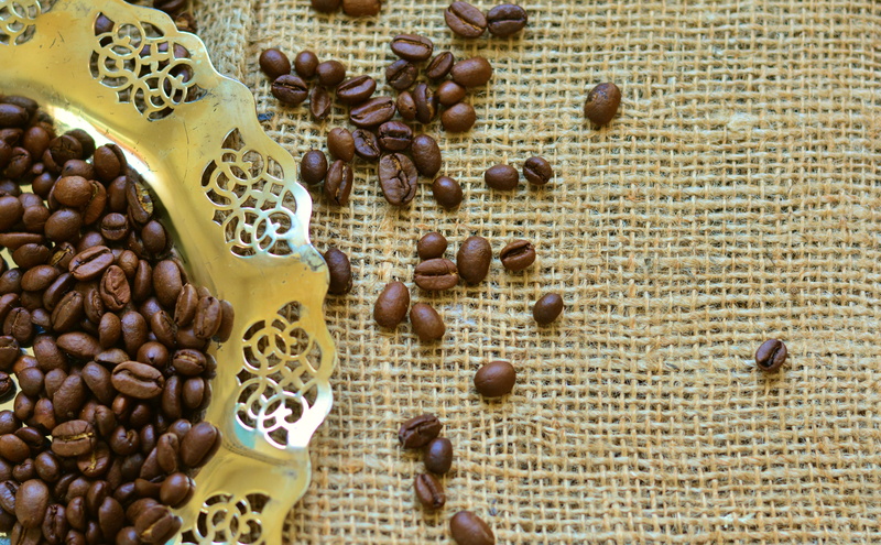 coffee, large group of objects, close-up, aroma, caffeine, plate, coffee - drink, lot, aromatic, wellbeing, roasted coffee bean, canvas, choice, brown