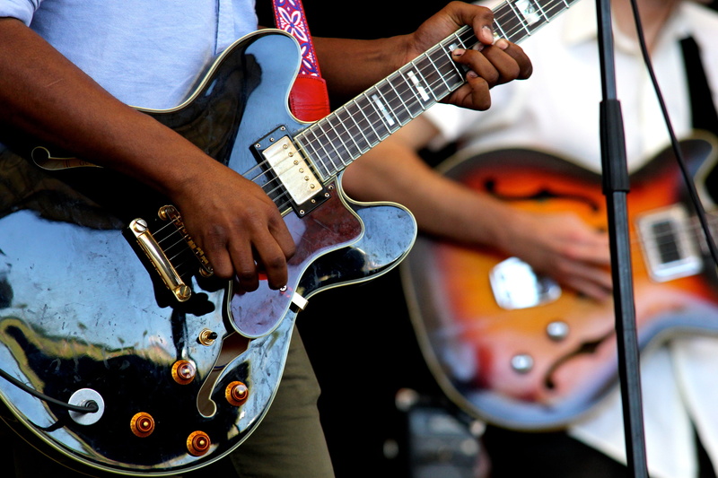 band, popular music concert, play, musical equipment, bass, audio, modern rock, playing, musician, arts culture and entertainment, 5K, telecaster, musical