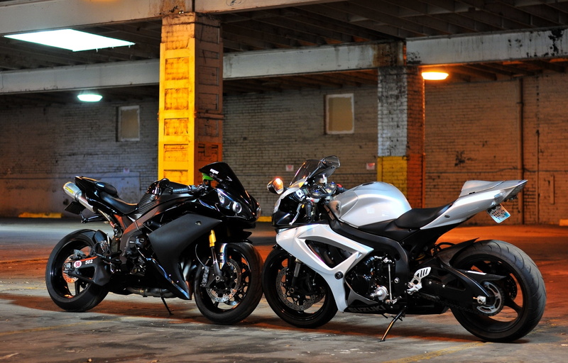 motorcycle, black matte, motorcycles, building exterior, yzf-r1, motor scooter, Suzuki, land vehicle, street, illuminated, parking, road, garage, gsx-r1000