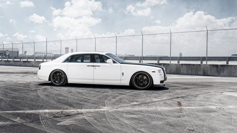city, mode of transportation, car, Rolls-Royce Phantom, motor vehicle, nature, cloud - sky, on the move, travel, outdoors, street, 1080P, sky, transportation