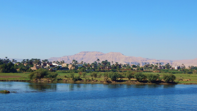 day, no people, sky, nature, lake, reflection, landscape, 4K, scenics - nature, water, tree, tranquility, copy space, mountain, blue, nile, clear sky