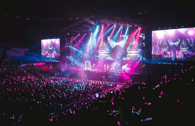 night, lighting equipment, hall, enjoyment, musicians, performance, music festival, singer, excitement, rock music, lights, stage light, performers, stage - performance space