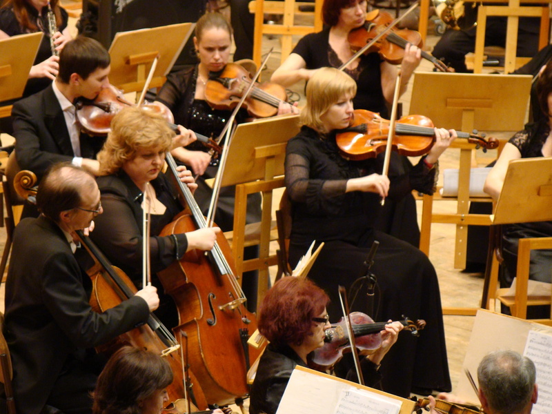 classical music, performance, Symphony Orchestra, artist, music, arts culture and entertainment, musical equipment, philharmonic hall, musical instrument