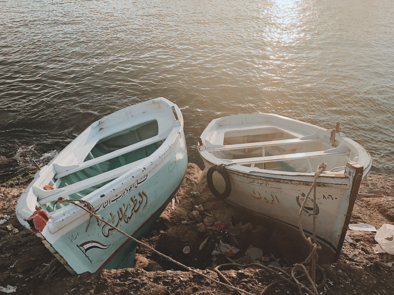 sea, nature, moored, outdoors, no people, mode of transportation, lakeshore, high angle view, tranquility, sun, old, riverbank, day, beach, 4K, abandoned