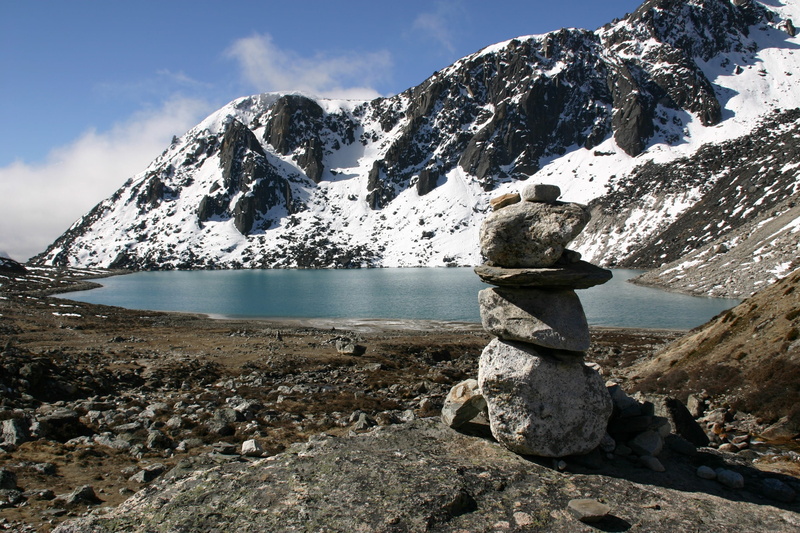 Khumbu, solid, Lake, lake, beauty In Nature, nepal, Gokyo, mountain Peak, 2K, Mountain, mountain Range, cold temperature, cloud - sky, rock - Object, landscapes