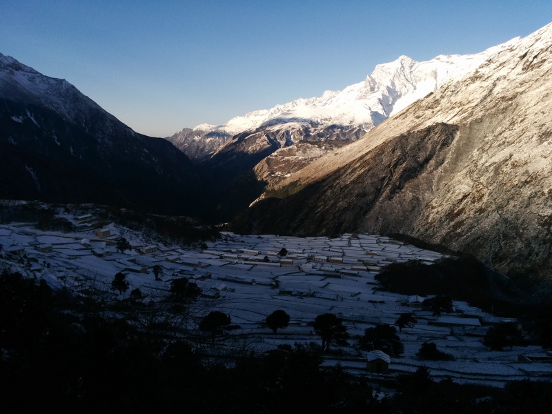 snowcapped mountain, tranquil scene, mountains, snow, mountain range, outdoors, clear sky, cold temperature, beauty in nature, everest, winter, day, formation