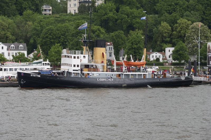 building exterior, steam navigation, shipping, steam powered, waterfront, plant, passenger craft, beautiful steam ship, day, transportation, hamburg, nature