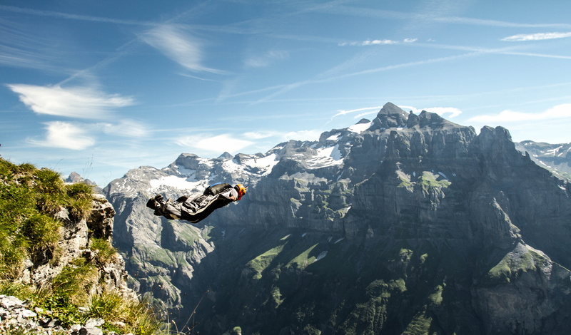 helmet, mountains, wingsuit, container, the sky, parachute, rocks, extreme sports, 4K, clouds, pilot, base jumping, beyser, camera