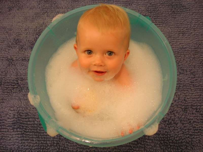 water, close-up, fun, child, high angle view, baby, teal, pure, bucket, sister, shot, s, 1080P, human, plastic, photography, happy, young, infant, toddler