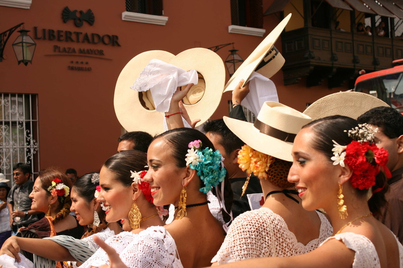 Trujillo, parade, clothing, lifestyles, rio de Janeiro, adult, people, trujililo, leisure activity, south America, cultures, musician, celebration, city