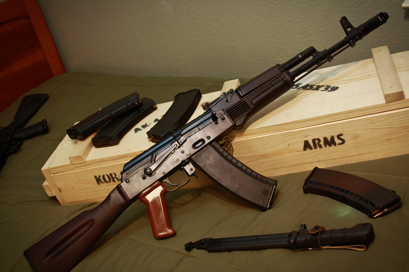 communication, choice, security, protection, Bulgarian AK-74, handgun, still life, weapons, bayonet, machine, crime, 4K, trigger, warning sign, aiming