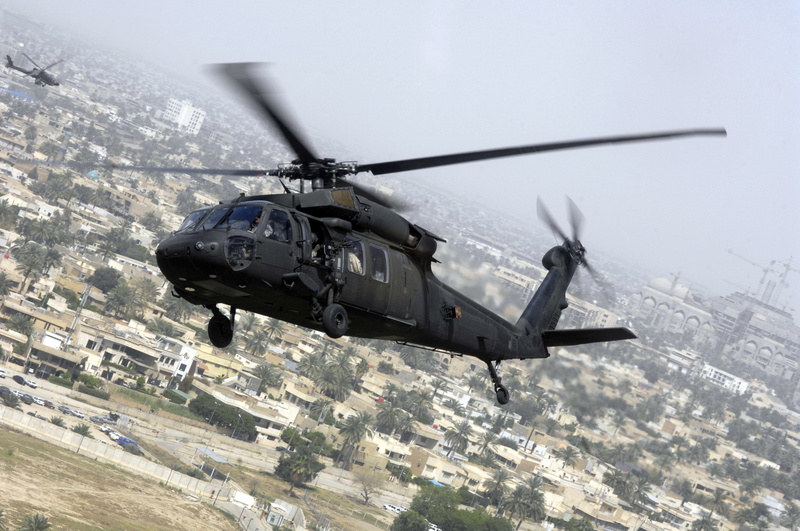 military training, armed Forces, uh-60, nature, sikorsky aircraft, flying, motion, speed, no people, power, mid-air, war, mode of transportation, air Force