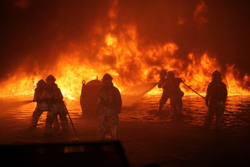 heat, helmet, equipment, fireman, protection, flame, 1080P, burning, sign, firemen, warning sign, breathing apparatus, group of people, fire, firefighter