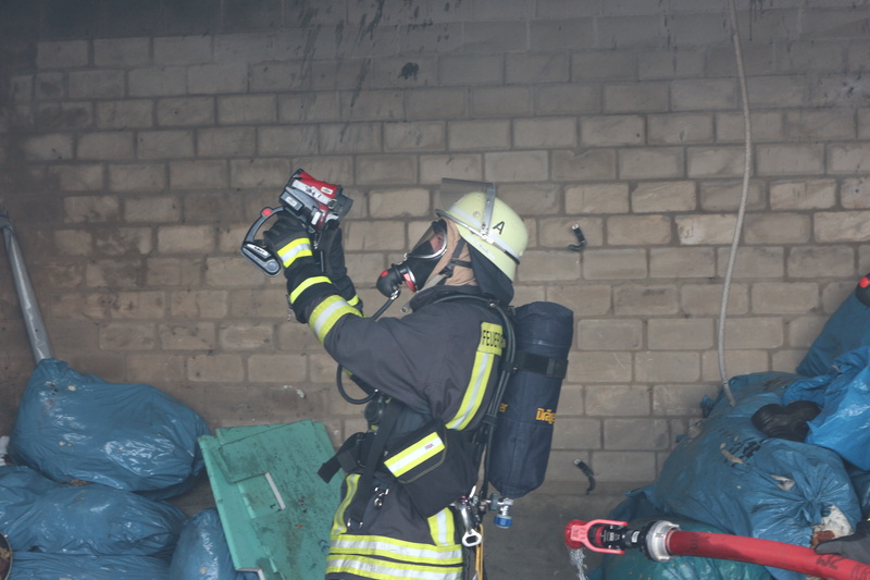 risk, fire fighting, use, healthcare and medicine, 5K, men, brick, working, brick wall, firefighter, breathing apparatus, wall, fire delete, hose, protection