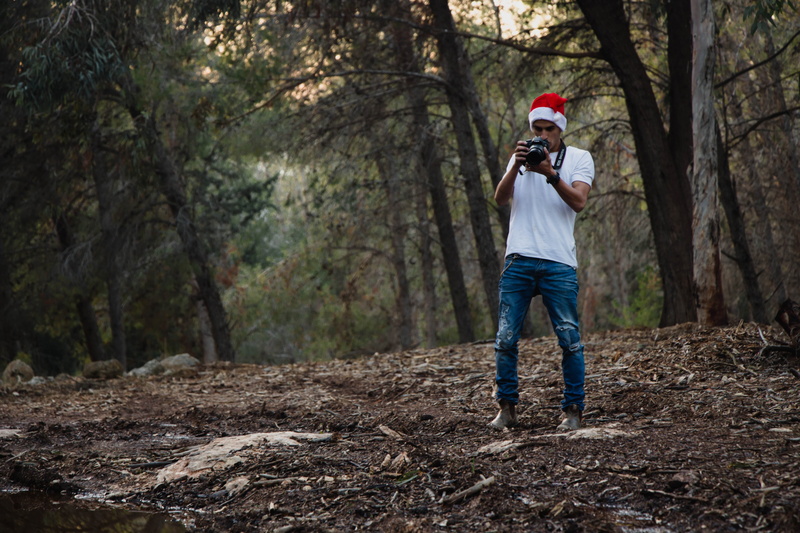 lifestyles, nature, volunteer, playing, white shirt, teamwork, man, sign, hand, xmas, white, care, childhood, fun, camera, holding, helpful, peace, standing