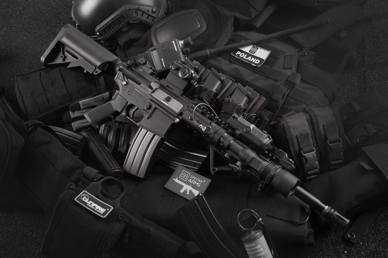 airsoft, replica asg, tactics, asg, abundance, 5K, airsoftguns, commando, aggression, high angle view, connection, gun, equipment, social issues, large group of objects