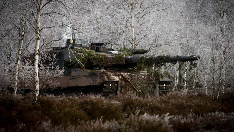 Leopard 2, camo, 5K, winter, Bundeswehr, tank, German, 2a6m, MBT, white, forest, battle, black, Can