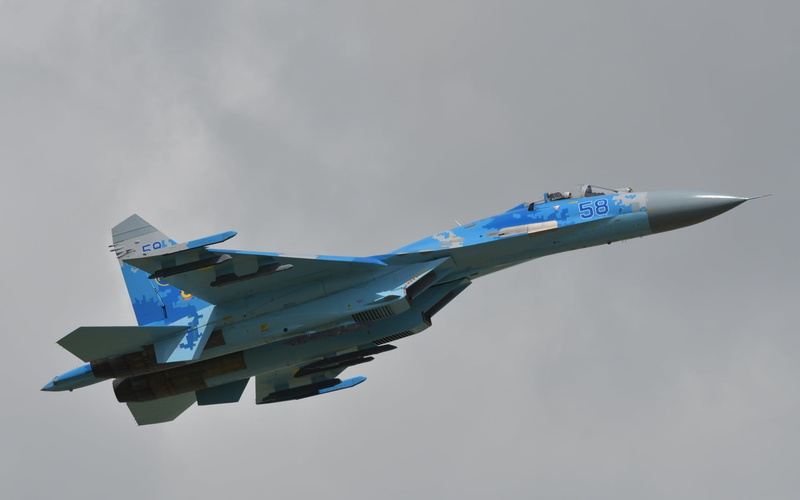 army, nature, airshow, mode of transportation, flying, motion, aerospace industry, aircraft, jet, plane, flanker, military airplane, sky, fighter plane