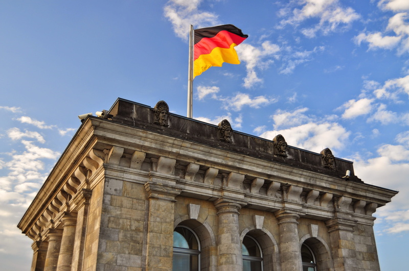 germany, sky, the past, monument, arch, top, tourism, patriotism, the bundestag, city, travel, architectural column, cloud - sky, flag, history, building
