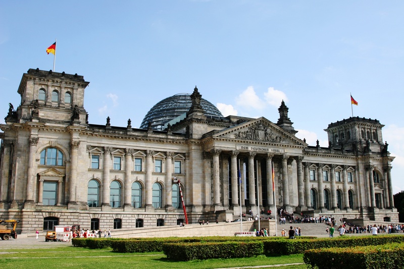city, bundestag, day, outdoors, columnar, patriotism, incidental people, government, building, building exterior, dome, travel destinations, architectural column
