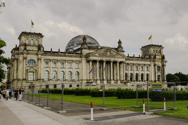 government, berlin government, space, group of people, spree, 4K, city, architecture, Reichstag, incidental people, Berlin, travel, Bundestag, places of interest