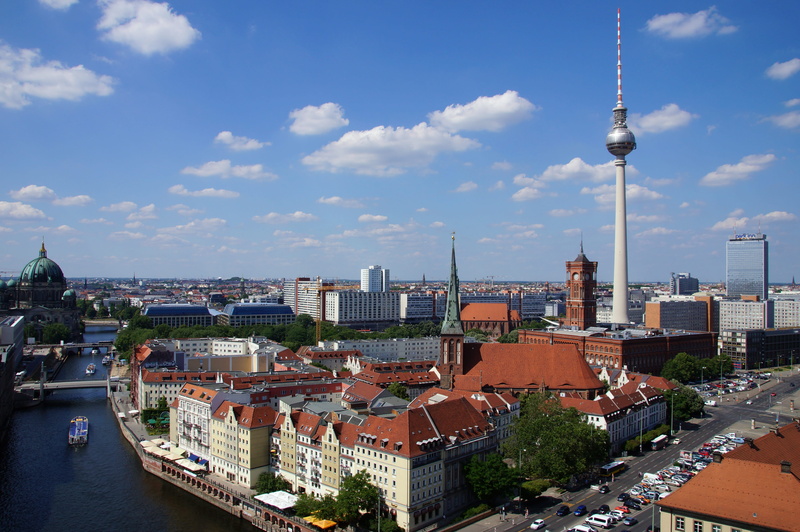 tall - high, Dom, 4K, canal, germany, berlin, skyscraper, travel, office building exterior, no people, view, Nikolaiviertel, day, buildings, places of interest