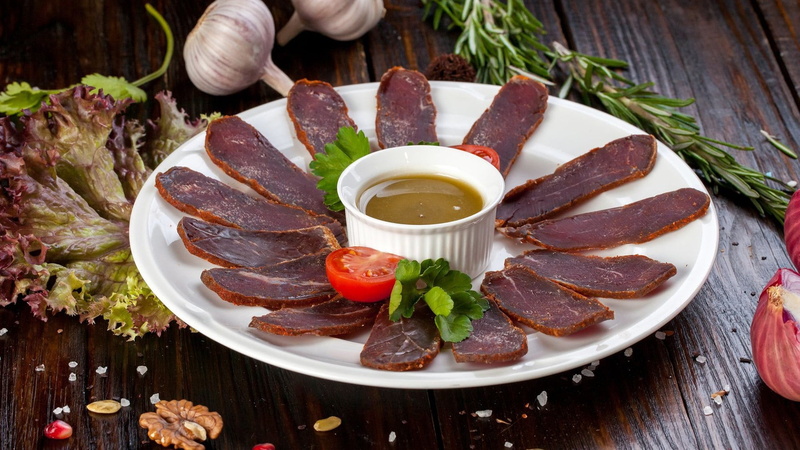 plate, high angle view, healthy eating, meat, table, indoors, 1080P, meal, snack, wood - material, food and drink, slice, vegetable, processed meat, red meat
