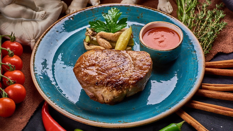 still life, healthy eating, food, indoors, wellbeing, steak, freshness, animal source foods, bowl, close-up, temptation, meat, plate, sauce, snack, meal