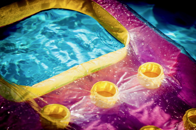 confectionery, swimming pool, freshness, swimmingpool, yellow, inflatable, healthy eating, purple, pool, floating on water, 4K, water, floating, liquid