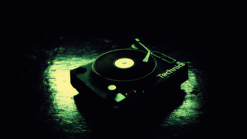 record, x, close-up, grass, high angle view, 1920x1080 px, arts culture and entertainment, Gramophone, vignette, catoon, technology, retro styled, no people