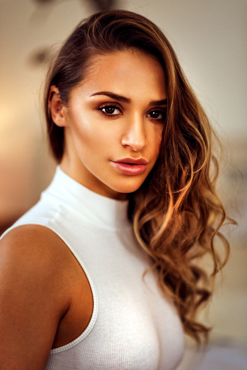 human hair, females, fashion, beautiful people, beauty, long hair, modern, headshot, 1080P, body part, adult, model, 500px, women, human face, young adult