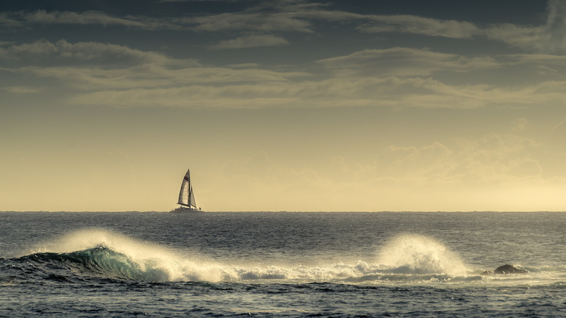 cloud - sky, waterfront, real people, motion, wave, boat, horizon, nature, sail, horizon over water, sunset, sport, sky, white, surfing, sea, water, beauty in nature