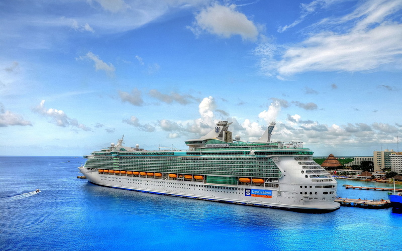 sky, business, sea, blue, sailing, anchored, day, leaving, HDR, cruise ship, clouds, freight transportation, industry, shipping, passenger craft, container