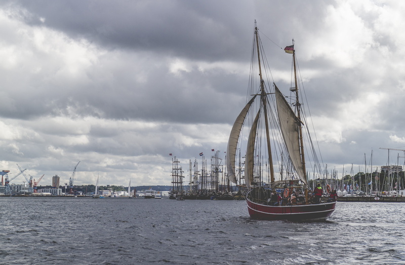 flag, outdoors, no people, germany, nautical vessel, tall ship, architecture, day, pole, water, mast, sea, sailing, ship, kiel week, kieler woche, patriotism