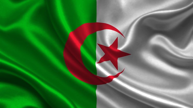 vibrant color, backgrounds, indoors, textile, close-up, green color, shiny, striped, abstract, metal, waving, 1080P, red, pattern, full frame, patriotism